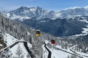 Skiing in Italy: The 12 Coolest Slopes of 2025!