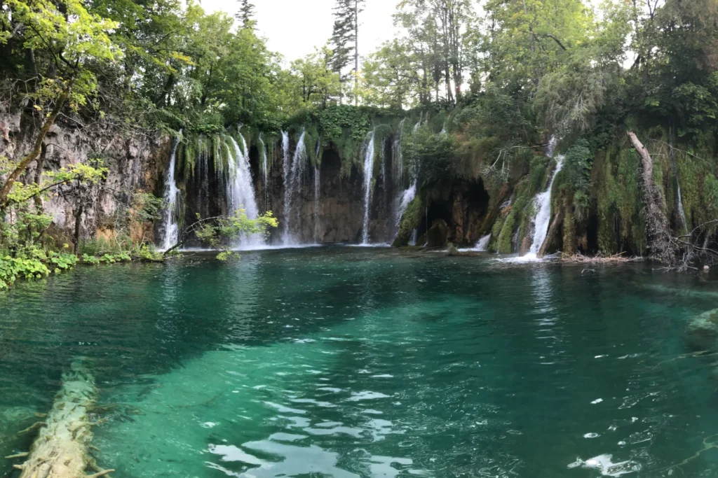 Kroatien - Plitvicer Seen: Ein faszinierendes Naturwunder