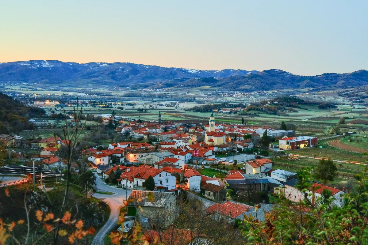 Vipava-Tal: Wo Wein, Natur und Geschichte sich vereinen